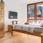 Przy Dolince كوشتيليسكا